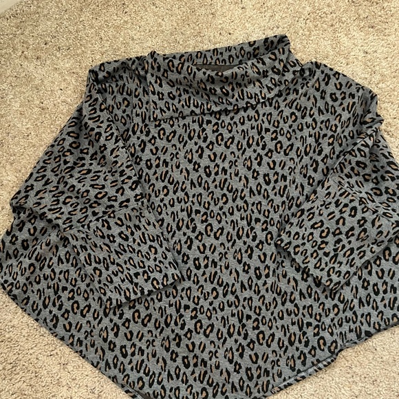 Leopard print poncho - one size - Picture 2 of 4